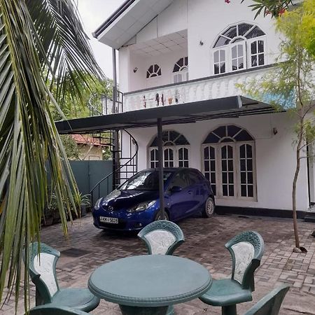 Hellen Homestay เนกอมโบ ภายนอก รูปภาพ