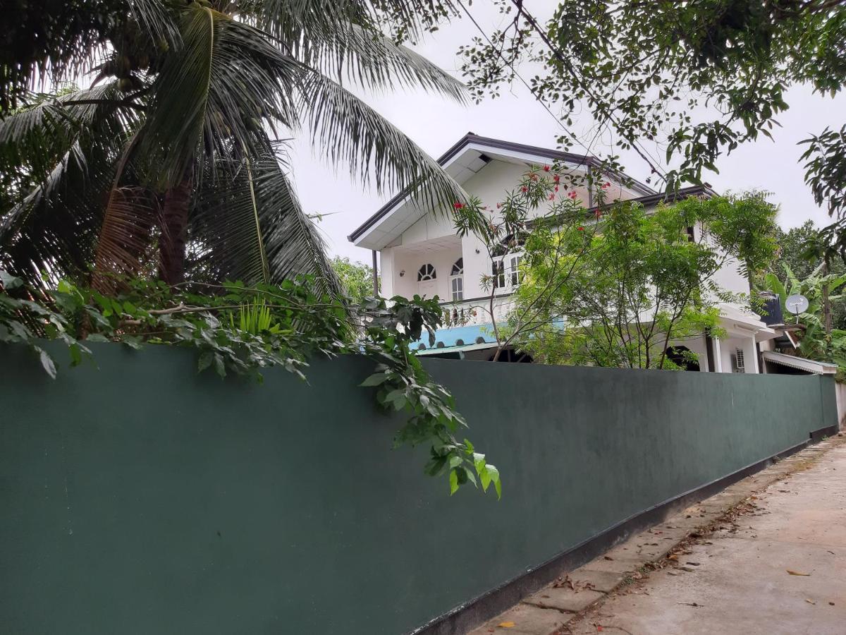 Hellen Homestay เนกอมโบ ภายนอก รูปภาพ