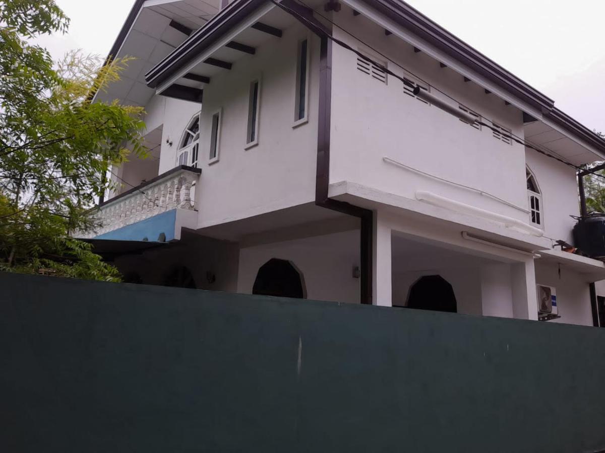 Hellen Homestay เนกอมโบ ภายนอก รูปภาพ
