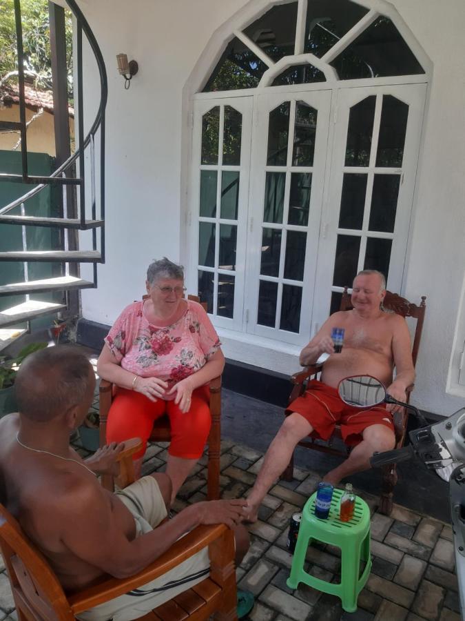 Hellen Homestay เนกอมโบ ภายนอก รูปภาพ